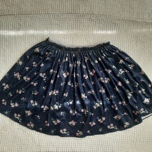 Girl H&M Navy Blue skirt Girls size 8-10
